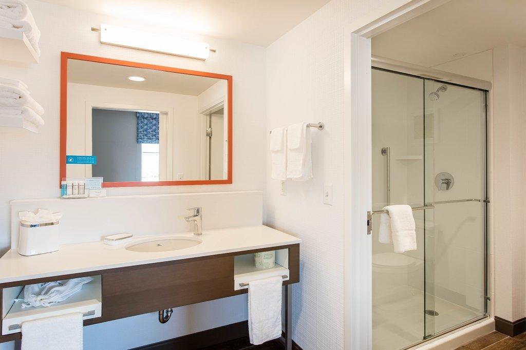 Holiday Inn Express Hotel & Suites Ventura Harbor By Ihg Екстериор снимка