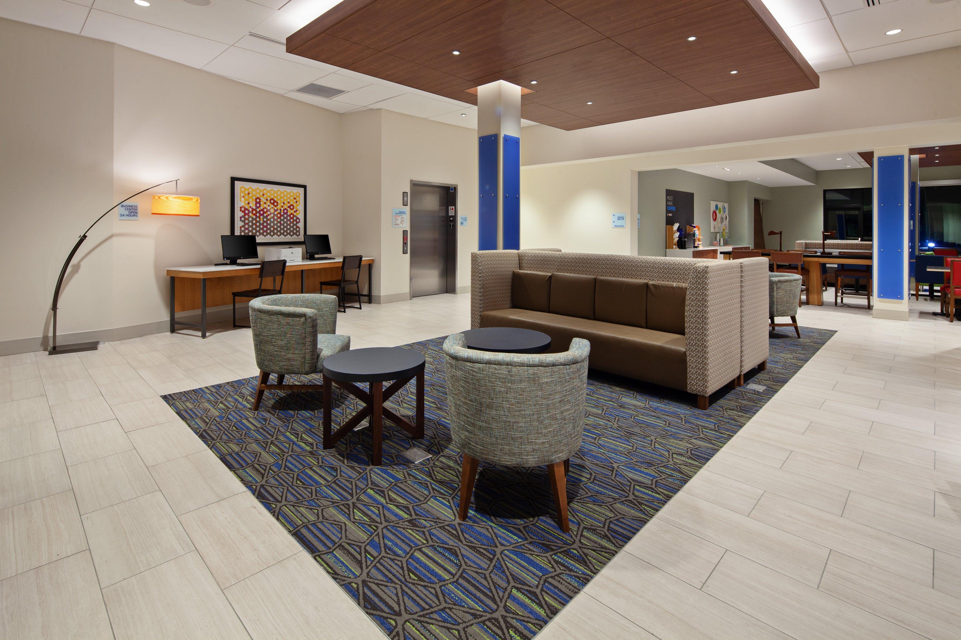 Holiday Inn Express Hotel & Suites Ventura Harbor By Ihg Екстериор снимка