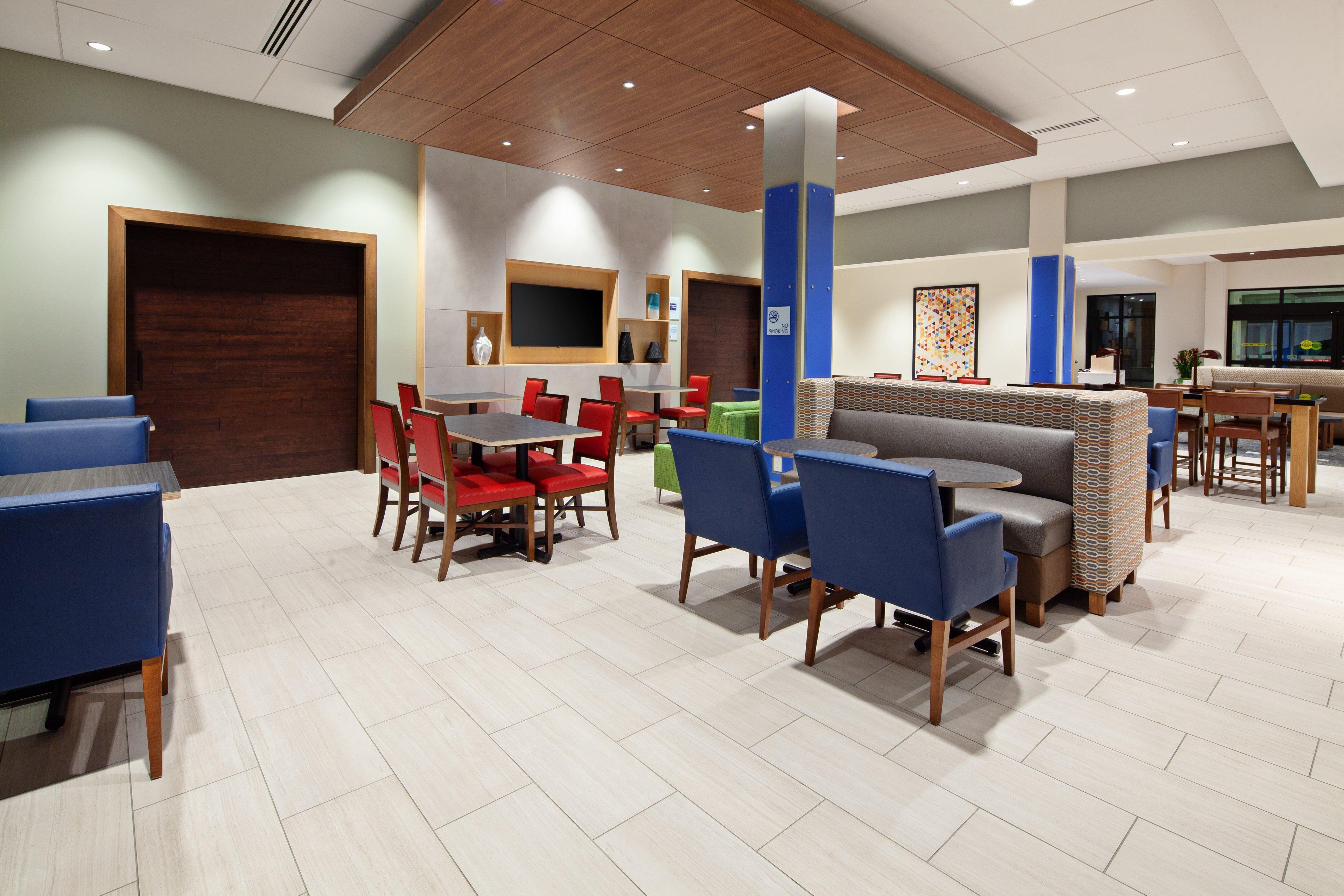 Holiday Inn Express Hotel & Suites Ventura Harbor By Ihg Екстериор снимка