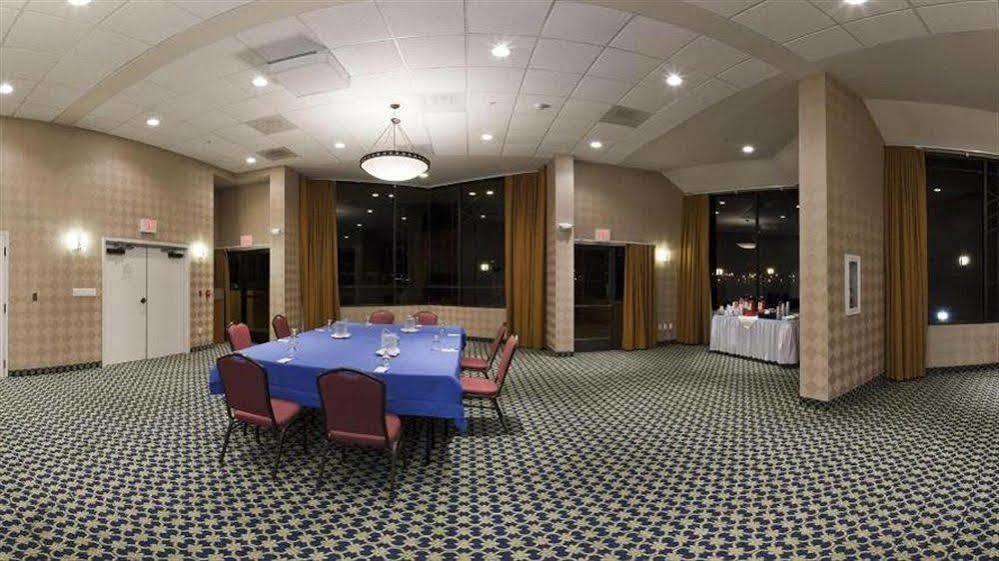 Holiday Inn Express Hotel & Suites Ventura Harbor By Ihg Екстериор снимка