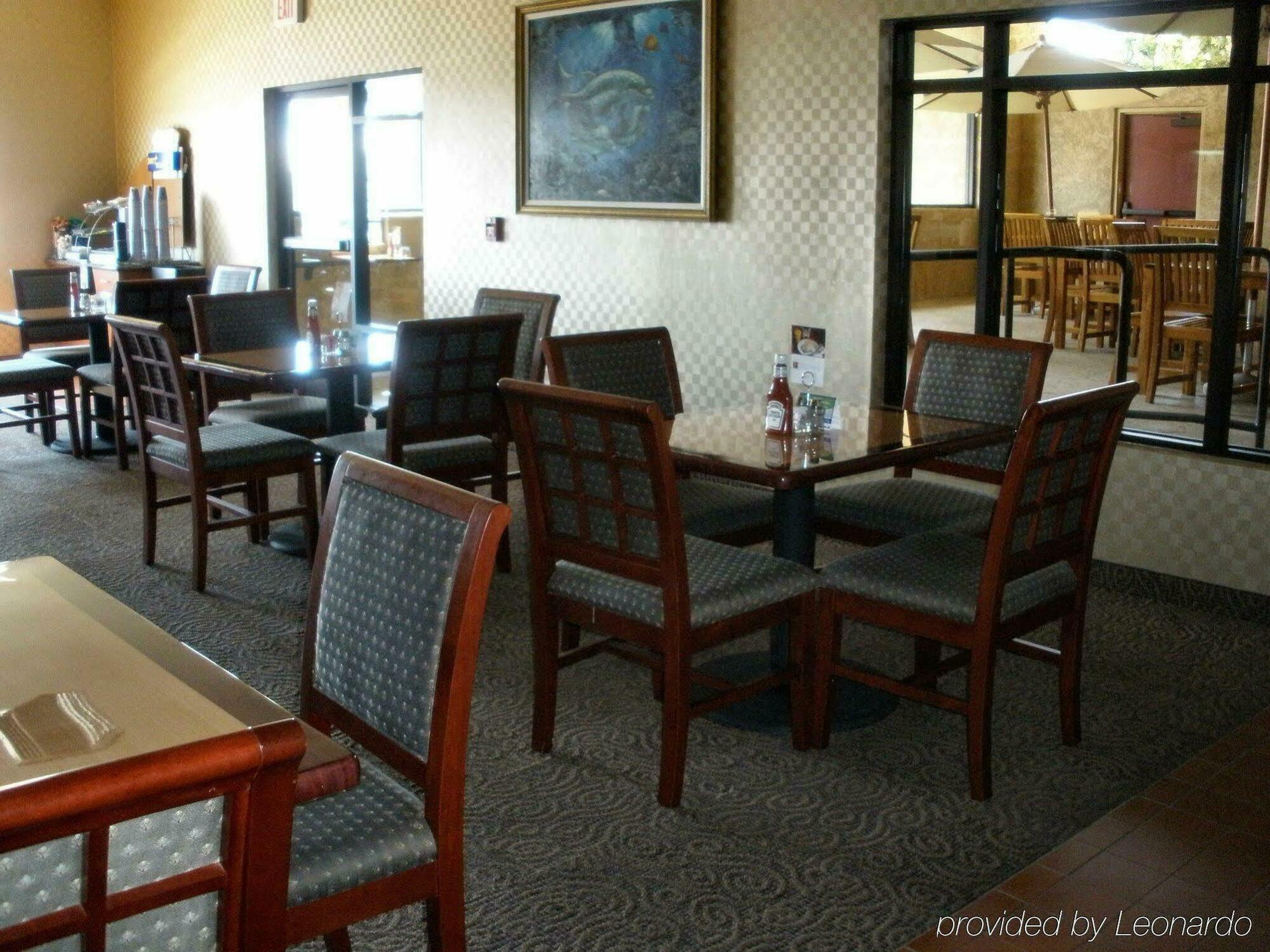 Holiday Inn Express Hotel & Suites Ventura Harbor By Ihg Екстериор снимка