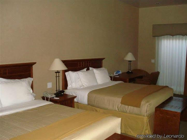 Holiday Inn Express Hotel & Suites Ventura Harbor By Ihg Екстериор снимка